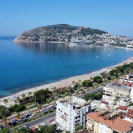 Denize Cok Yakin. Sifir Bina Apartman *