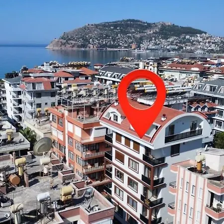 Denize Cok Yakin. Sifir Bina *