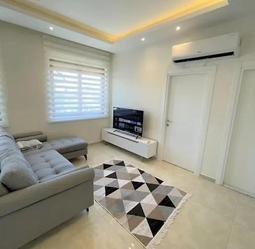 Denize Cok Yakin. Sifir Bina * Alanya